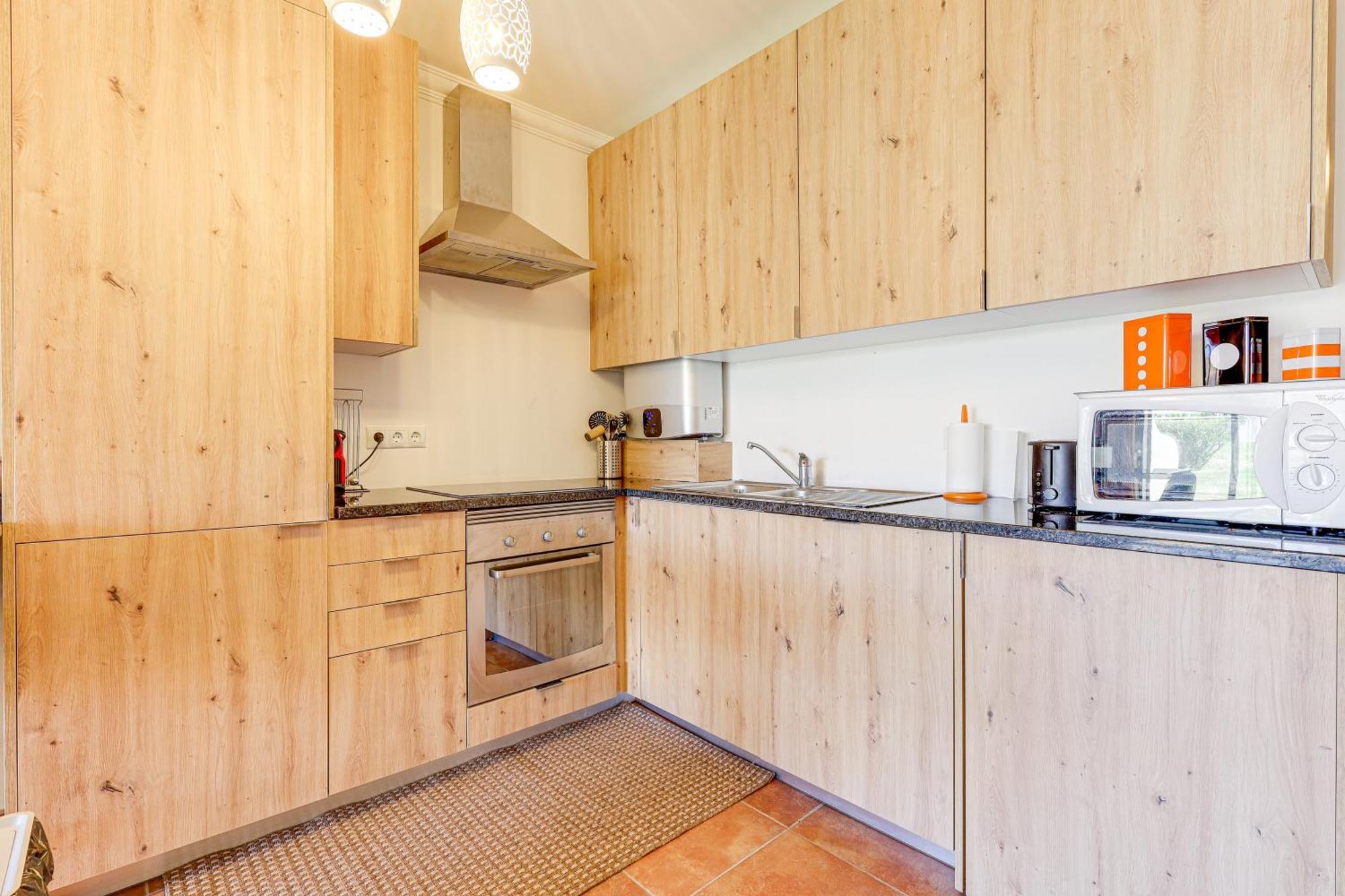 Apartment With 2 Bedrooms, 2M To The Beach Armação de Pêra Zewnętrze zdjęcie