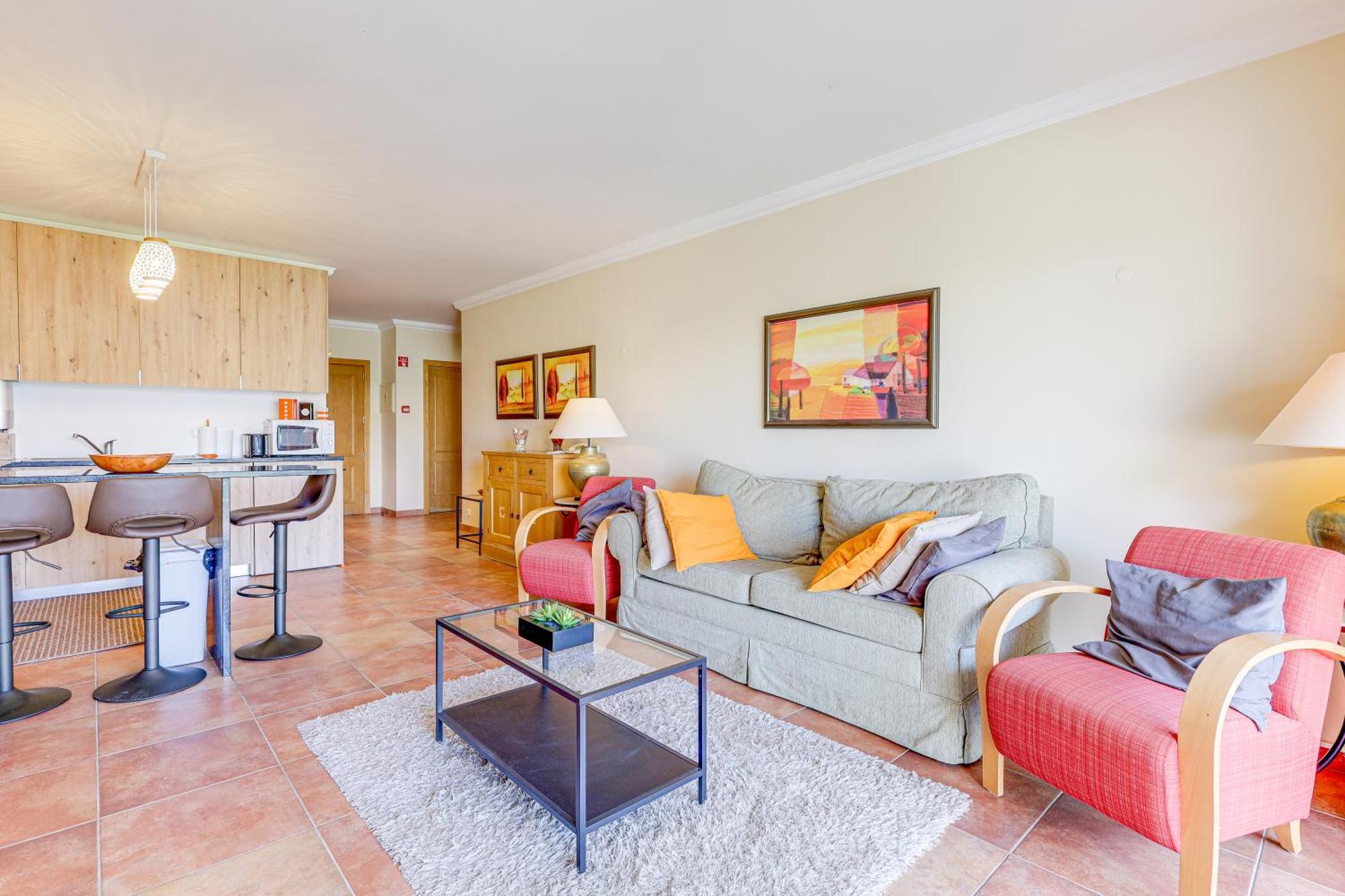 Apartment With 2 Bedrooms, 2M To The Beach Armação de Pêra Zewnętrze zdjęcie