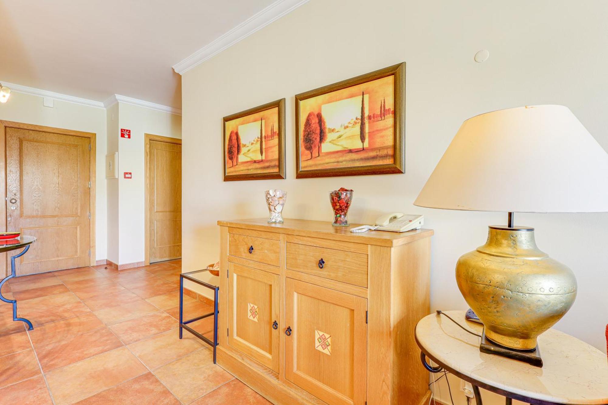 Apartment With 2 Bedrooms, 2M To The Beach Armação de Pêra Zewnętrze zdjęcie