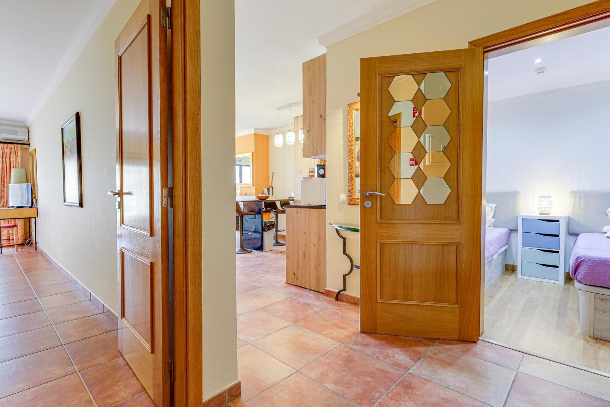 Apartment With 2 Bedrooms, 2M To The Beach Armação de Pêra Zewnętrze zdjęcie