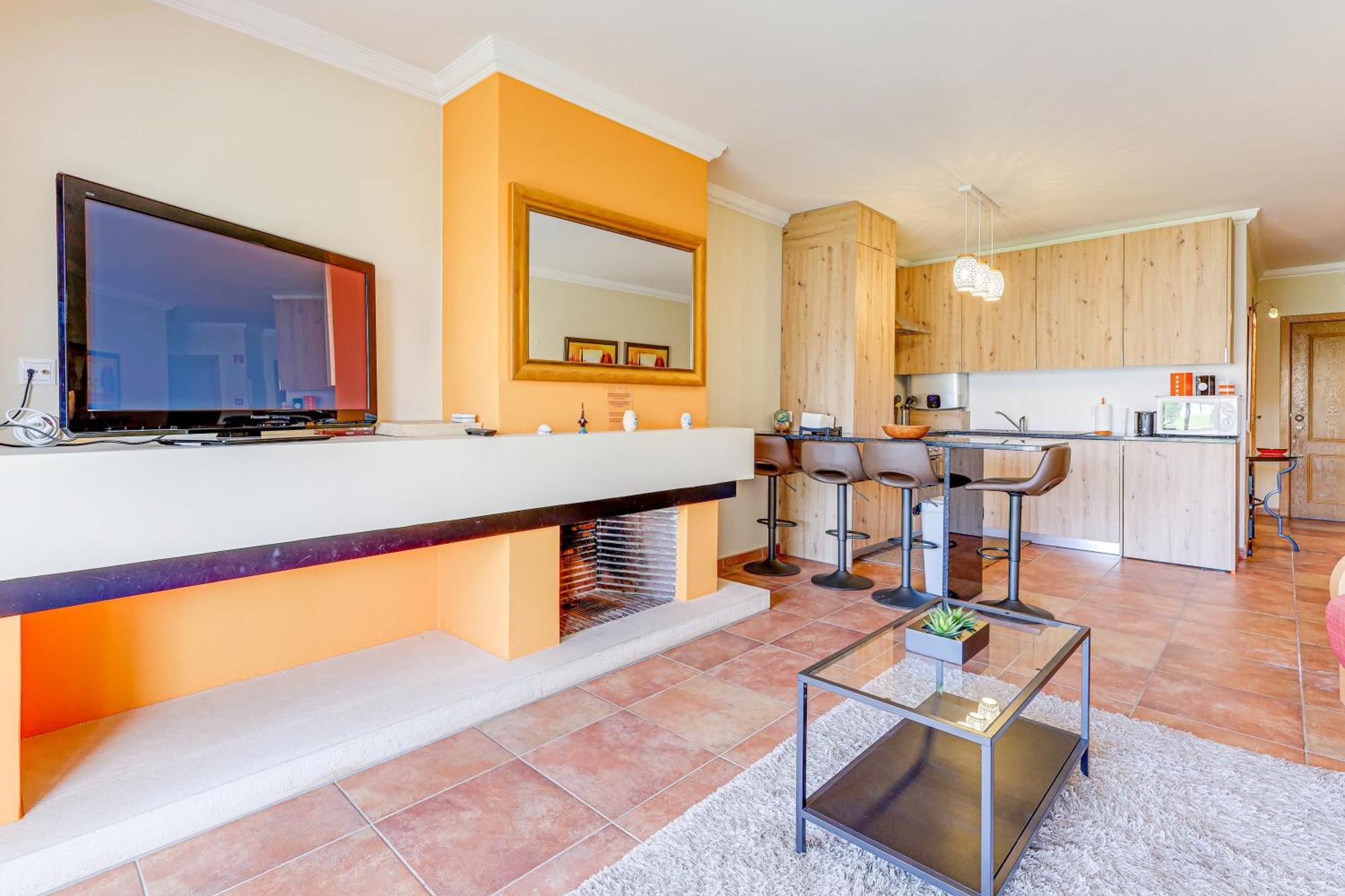 Apartment With 2 Bedrooms, 2M To The Beach Armação de Pêra Zewnętrze zdjęcie