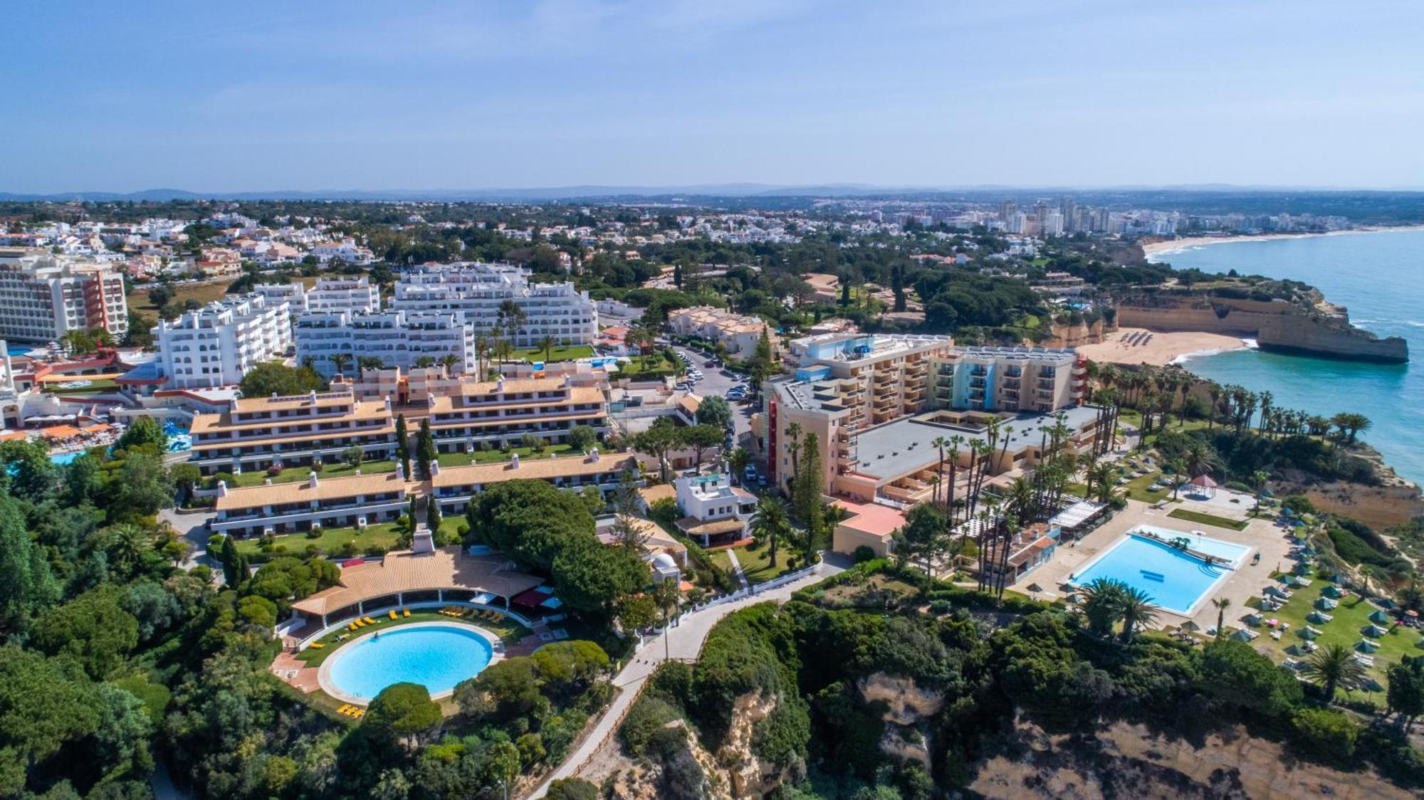 Apartment With 2 Bedrooms, 2M To The Beach Armação de Pêra Zewnętrze zdjęcie